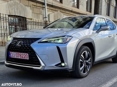 Lexus UX 250h Amazing Edition