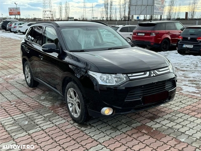 Mitsubishi Outlander 2.2 DI-D 4WD Automatik Instyle