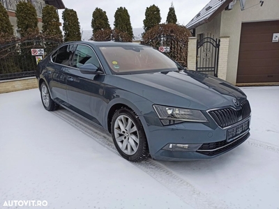 Skoda Superb 2.0 TDI DSG Style