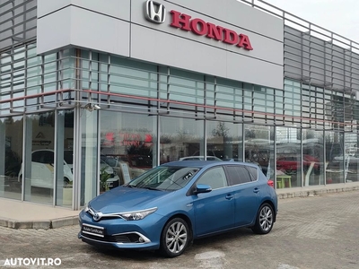 Toyota Auris 1.8 L VVT-i Hybrid Sol