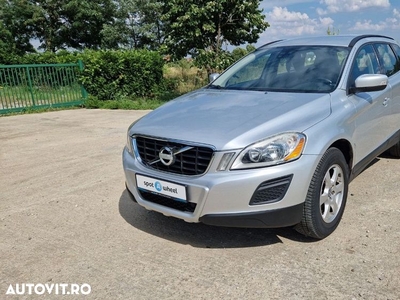 Volvo XC 60 D4 Momentum