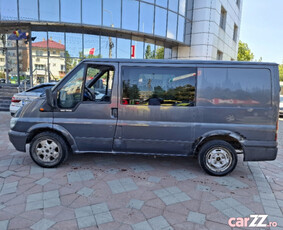 Ford transit, 2004, 5 locuri , 2.0 motorina = Posibilitate rate