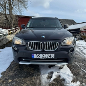 BMW X1 2011