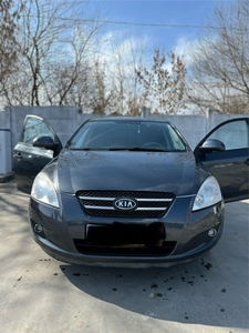 Kia Ceed 1.4 benzina Ploiesti