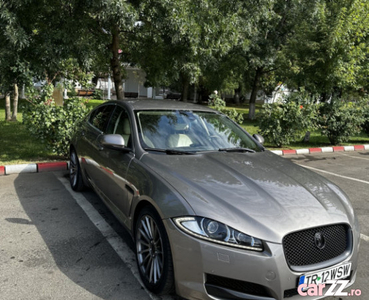 Liciteaza-Jaguar XF 2012