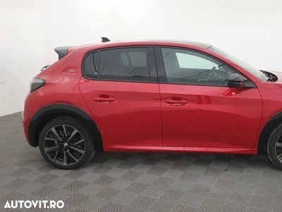 Peugeot 208 1.2 L PureTech STT EAT8 GT