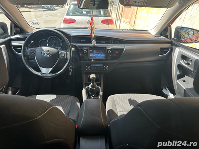 Toyota Corolla 2015 Benzina