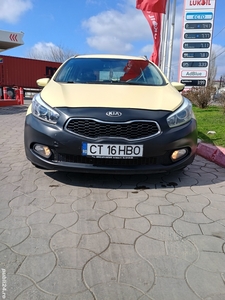 vând KIA ceed Sportwagon 1.6 diesel 2014