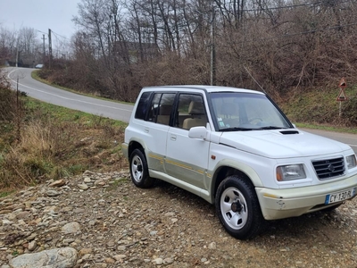 Vînd Suzuki vitara diesel Dragoeni