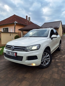 Volkswagen Touareg/2012/3.0 TDI 240 CP/4×4/ Cârlig remorcare/Webasto+ Pestis