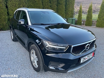 Volvo XC 40 T3 Momentum