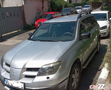 MITSUBISHI Outlander 4x4 cu GPL aer conditionat acte RO, stare F. BUNA