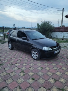 Opel Corsa 1.2 Benzină Facelift