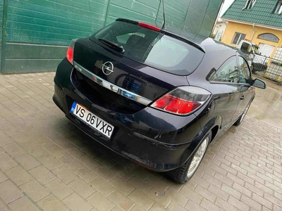 Opel GTC 125CP(92kw)