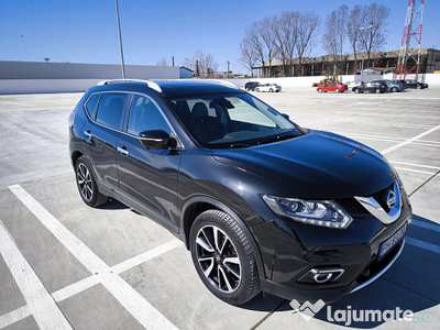 Liciteaza-Nissan X-Trail 2015