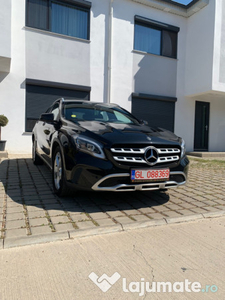 Mercedes Benz GLA