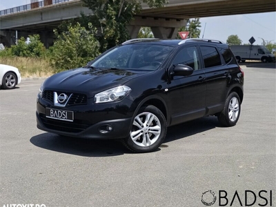 Nissan Qashqai+2