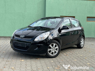 Hyundai i20 1.3i 2011 e5