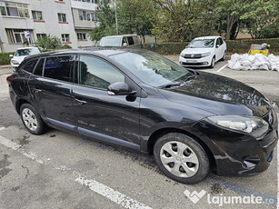 Liciteaza-Renault Megane 2012