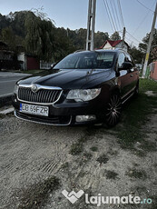 Liciteaza-Skoda Superb 2011