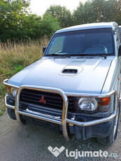 Mitsubishi pajero 2.8 tdi utilitară