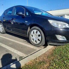 Opel Astra 2011 1.7Diesel