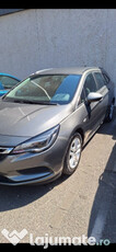 Opel astra 2018 masina