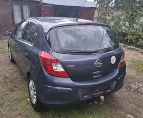 Opel Corsa 1,2 benzină 86 cp euro 5 an 2010