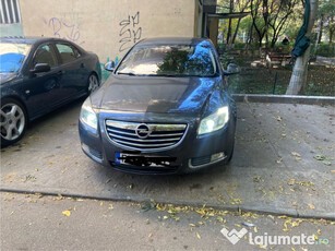 Opel insignia 2011.E5 automată