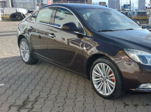 Opel Insignia 96.731 km Cosmo Edition