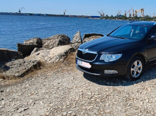 Skoda superb masina