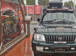 Toyota Land Cruiser j90