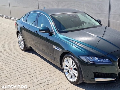 Jaguar XF 20d AWD Portfolio