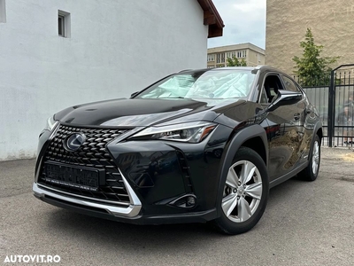 Lexus UX 250h FWD Business