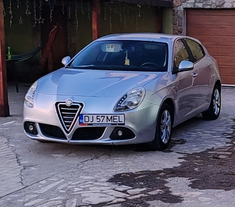 Alfa Romeo Giulieta Ciupercenii Vechi