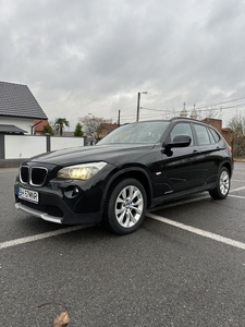 BMW X1 X-Drive 4x4 Bixenon Adaptiv Navi Oradea