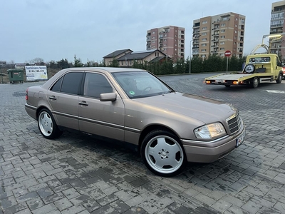 Mercedes benz C 220 - Automat - benzina Voluntari