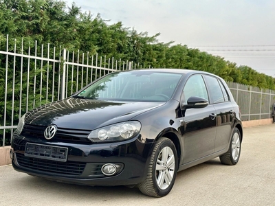 Volkswagen Golf 2.0 Tdi Match 140 cp Oradea