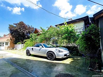 Toyota MR2 Spyder