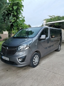 Opel Vivaro 7+1 locuri, an 2017, 160.000 km REALI, 1.6 biturbo 145 CP