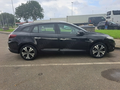 Renault Megane Bose