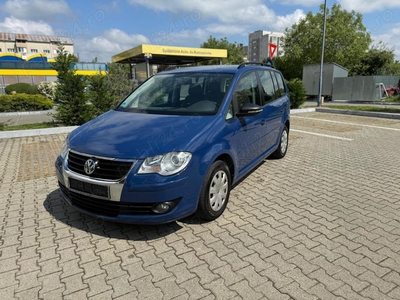 Volkswagen Touran 2.0 TDI DPF BlueMotion Technology Highline