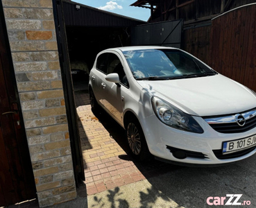 Opel Corsa D 2010 1.4 16V, Benzina