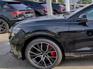 Audi Q8 60 TFSIe quattro tiptronic