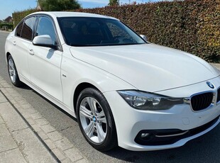 BMW Seria 3 318d Sport Line