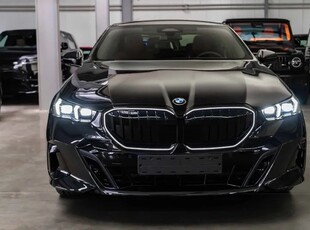 BMW Seria 5 520i MHEV