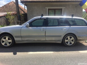 Mercedes-Benz E220 CDI, AC break, motorina, 2002