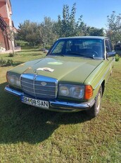 Mercedes W123 - vehicul istoric