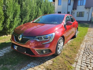 Renault Megane TCe Business