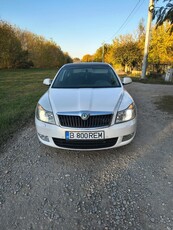 Skoda Octavia 1.6 TDI Ambiente DSG